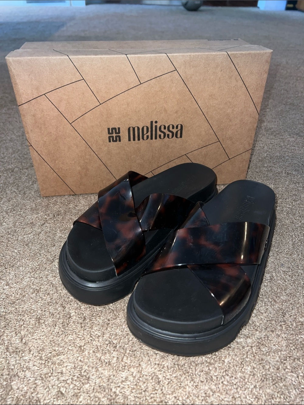 Melissa Tortoiseshell Crisscross Platform Sandals - Black/Tortoise